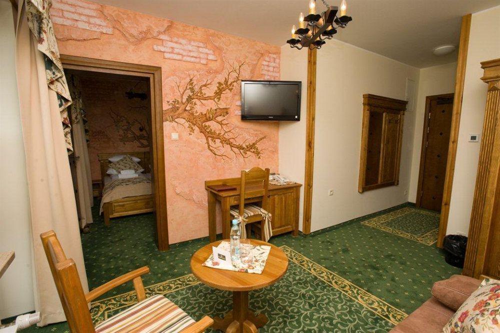 Hotel Carpatia Bieszczadzki Gosciniec Wetlina Bagian luar foto